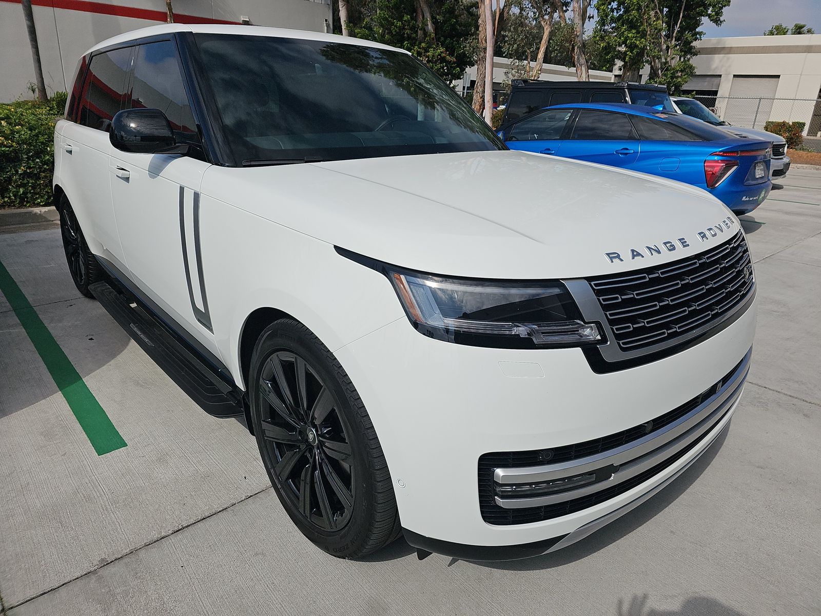 2024 Land Rover Range Rover Autobiography LWB AWD