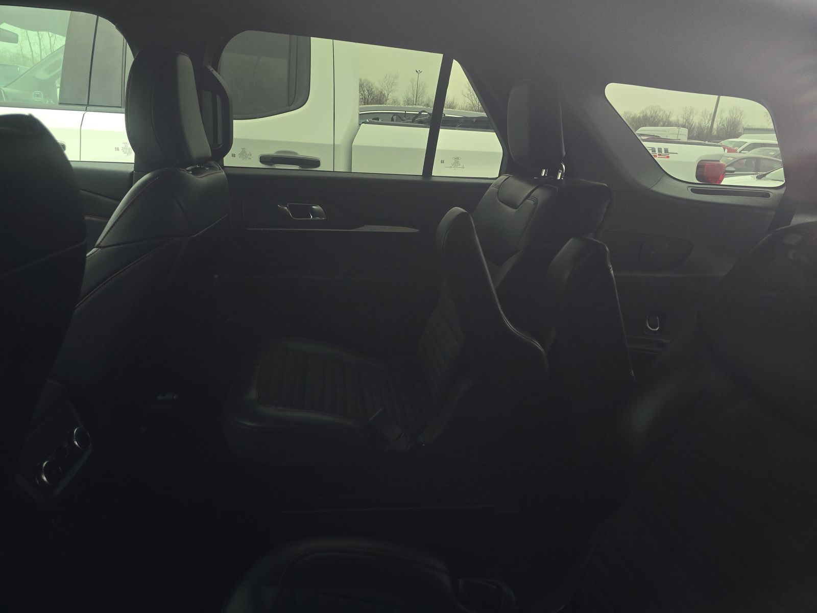 2025 Ford Explorer ST-Line AWD