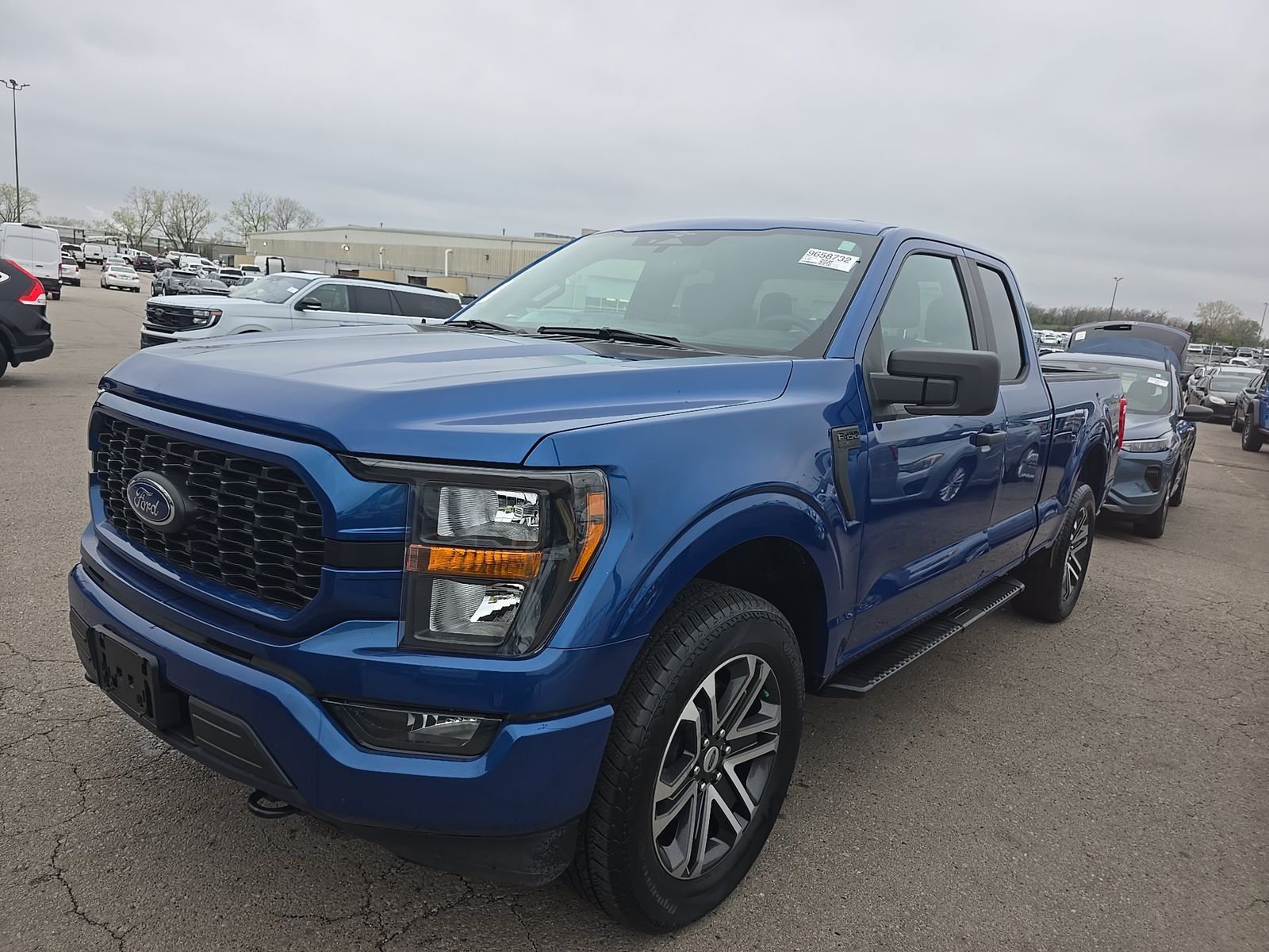 2023 Ford F-150 XL AWD
