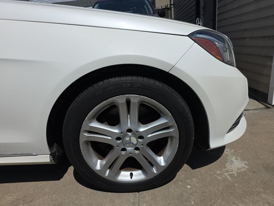 MERCEDES-BENZ E-CLASS - 10