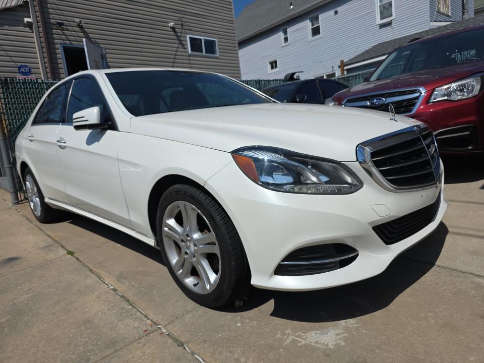 MERCEDES-BENZ E-CLASS - 4