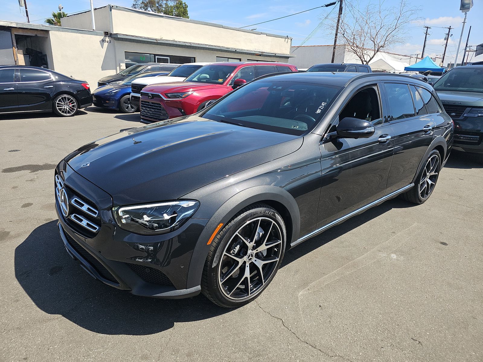 MERCEDES-BENZ E-CLASS - 1