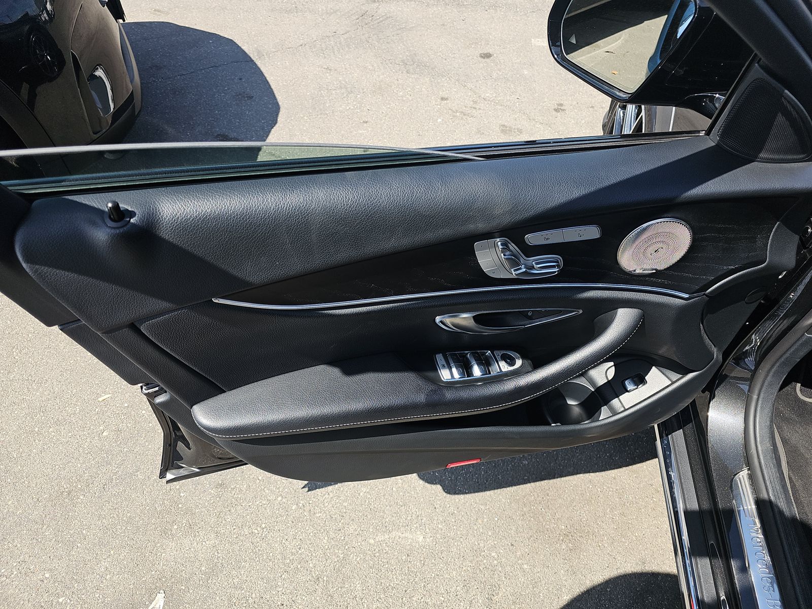 MERCEDES-BENZ E-CLASS - 10