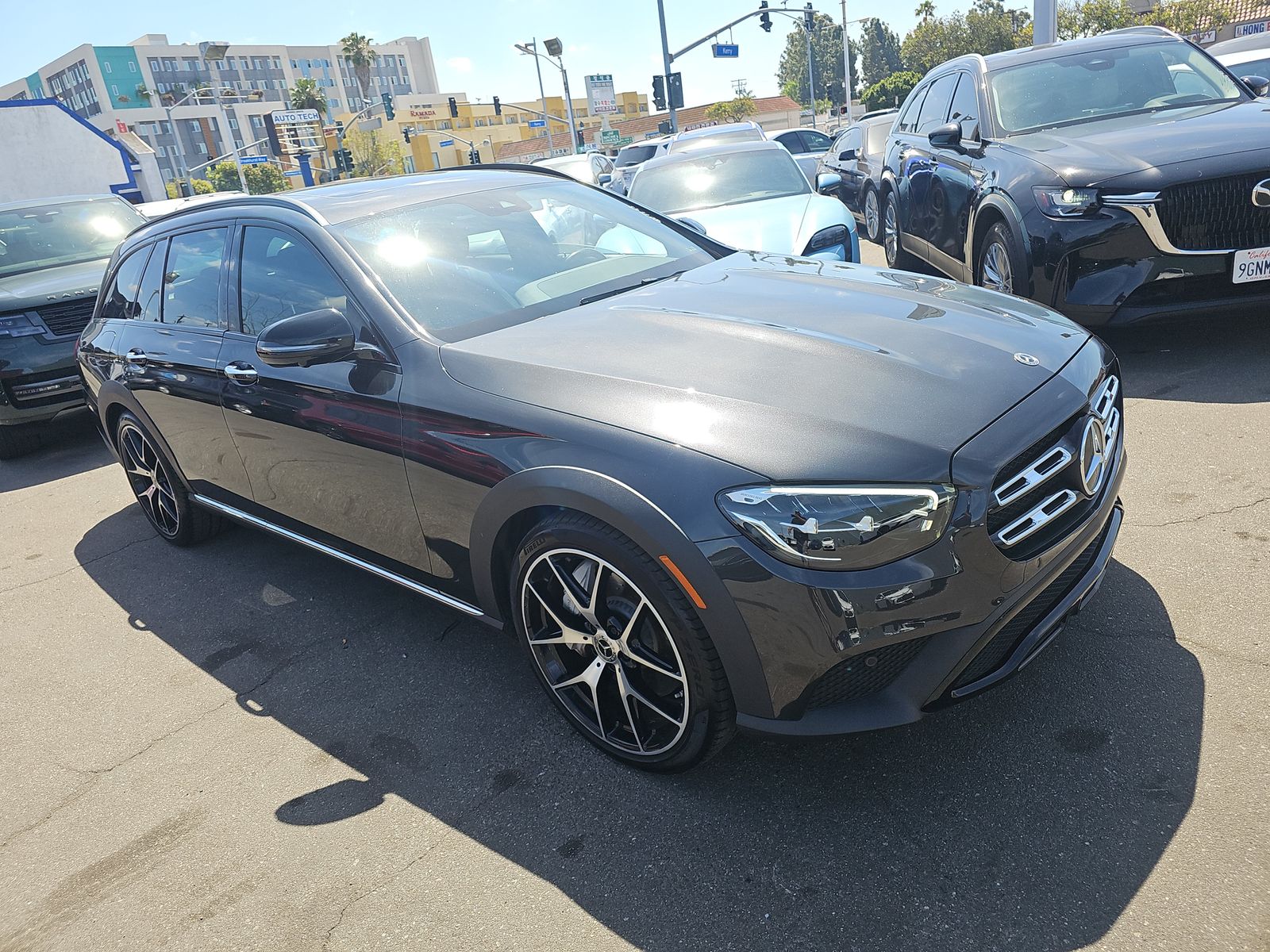 MERCEDES-BENZ E-CLASS - 4