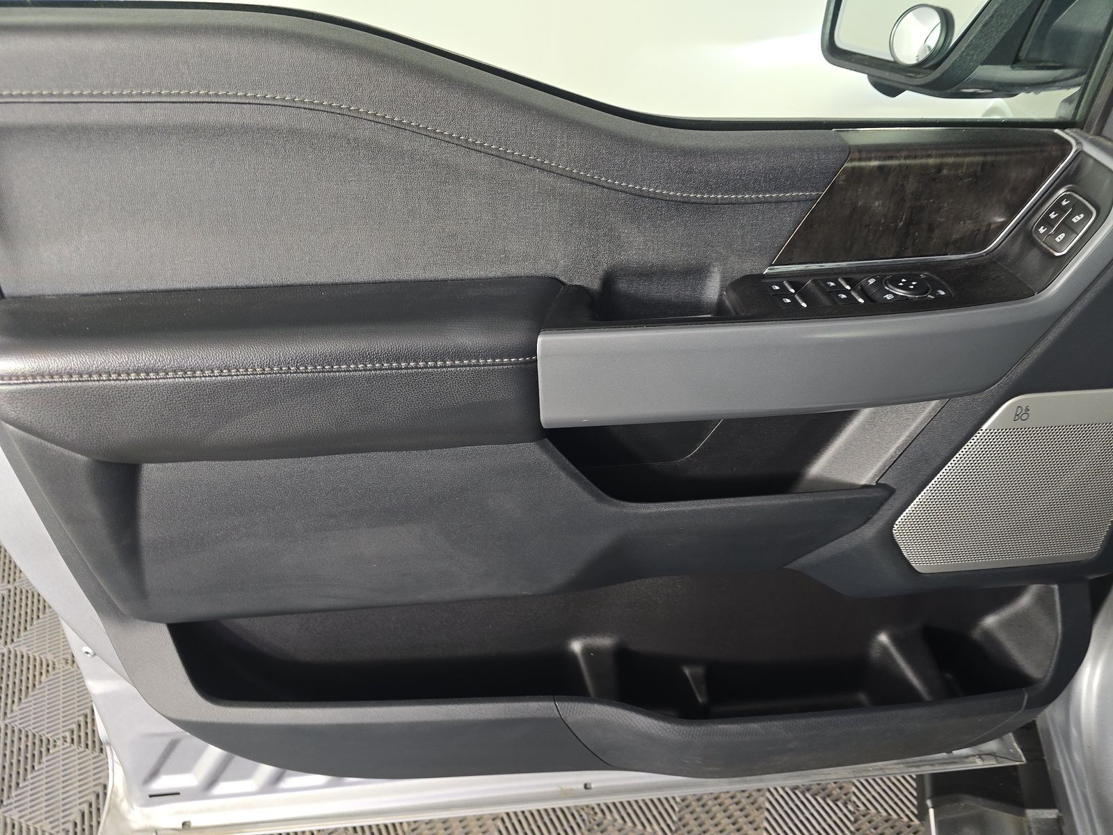 2023 Ford F-150 Lariat AWD