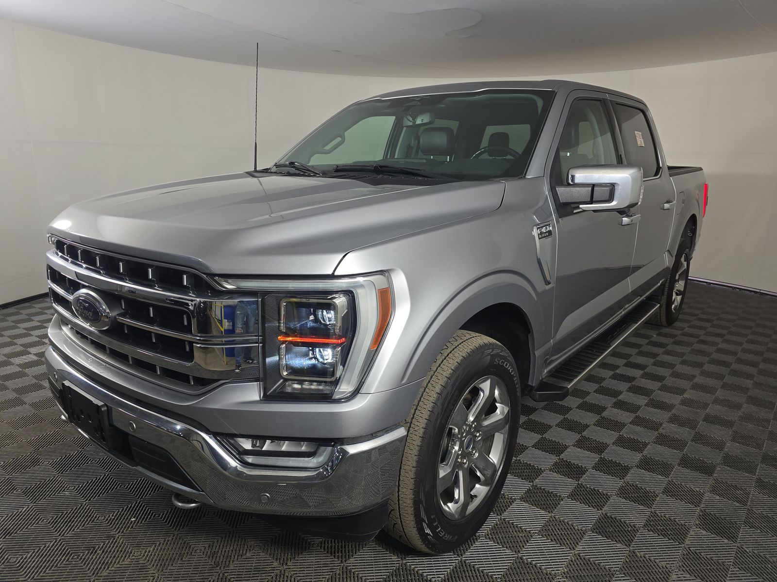 2023 Ford F-150 Lariat AWD