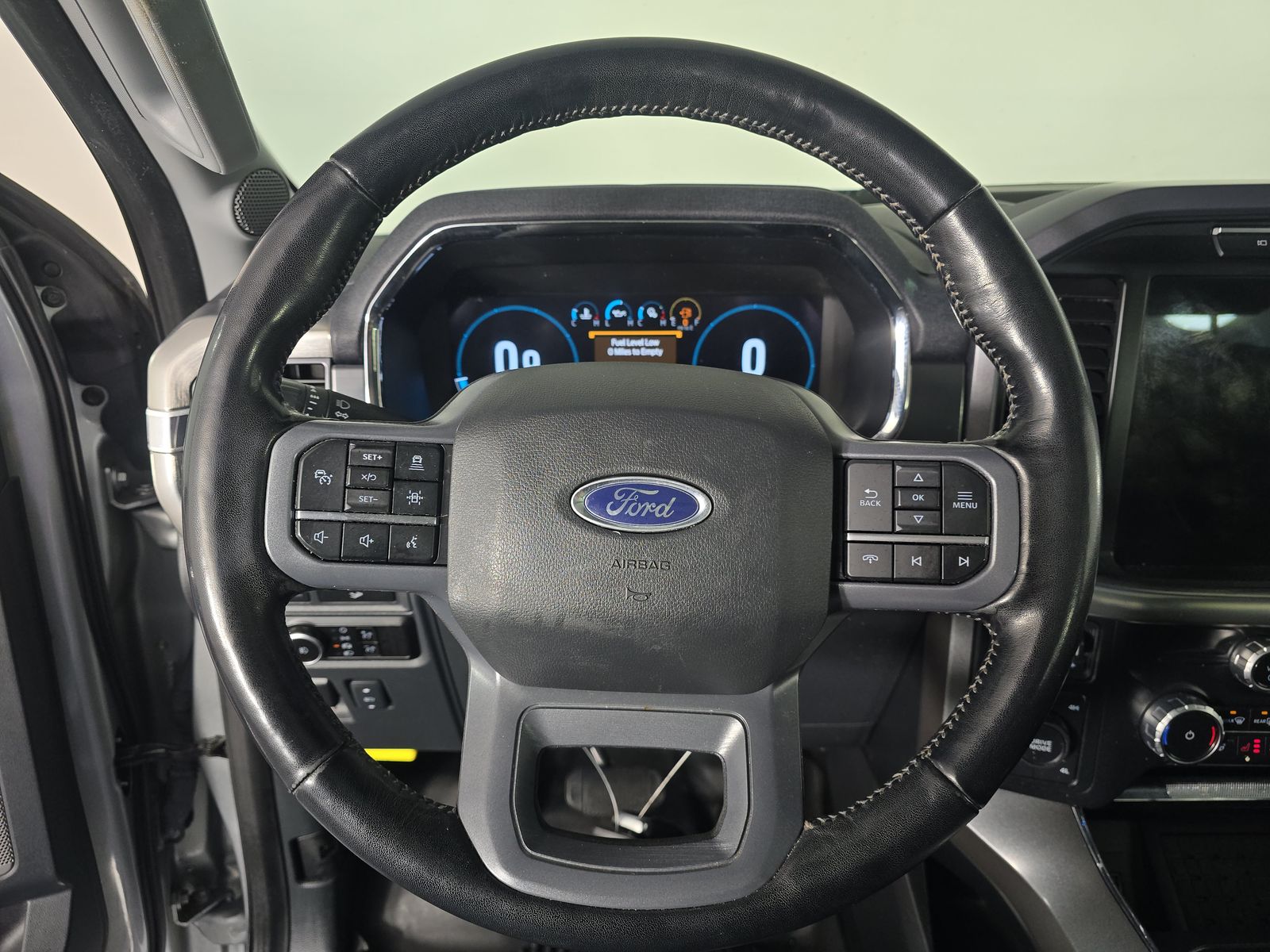 2023 Ford F-150 Lariat AWD