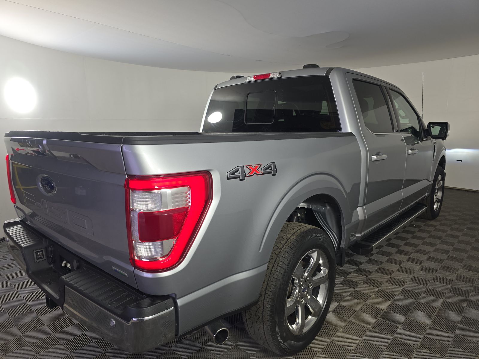 2023 Ford F-150 Lariat AWD