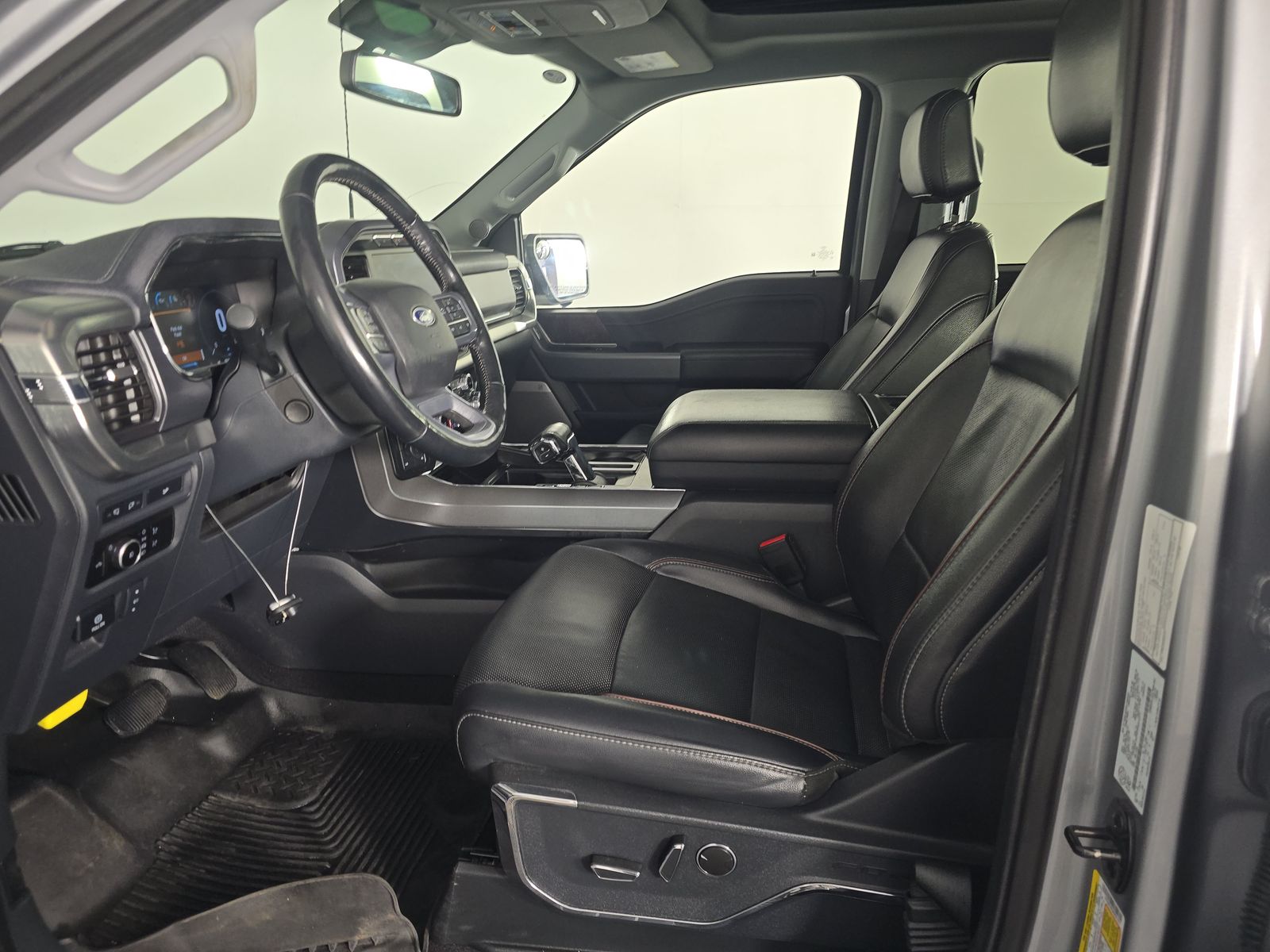 2023 Ford F-150 Lariat AWD