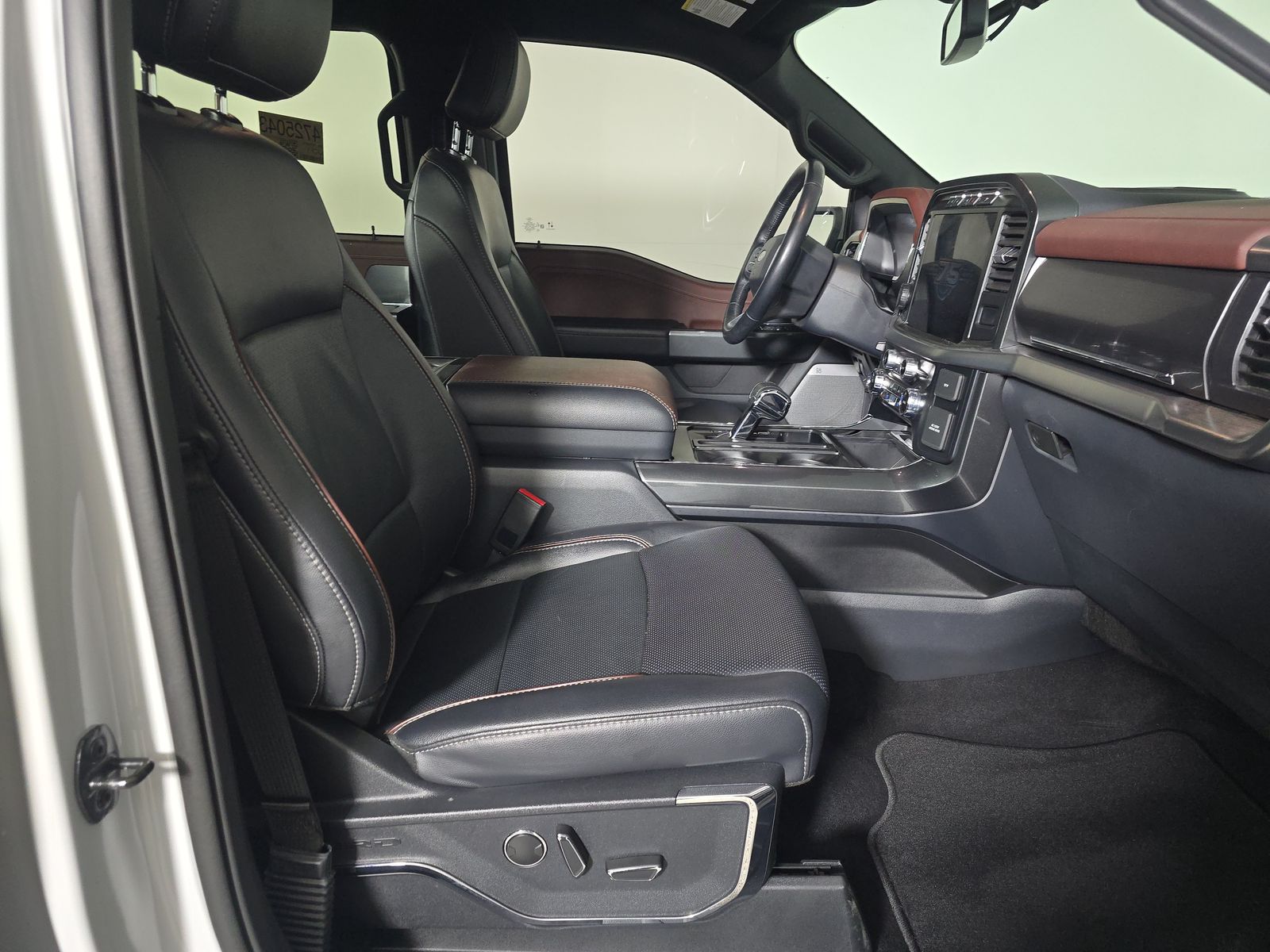 2023 Ford F-150 Lariat AWD