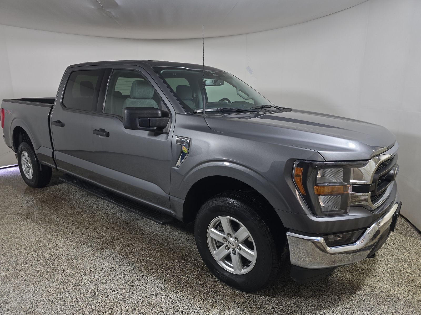 2023 Ford F-150 XLT AWD