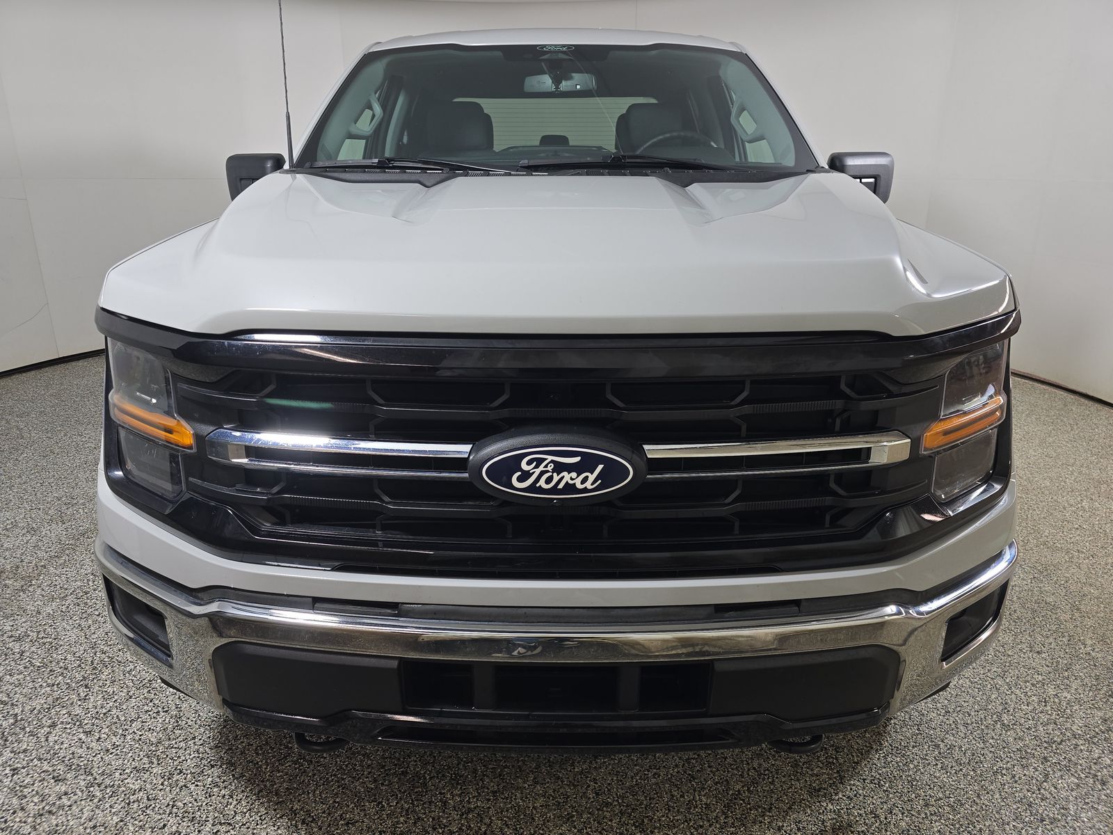 2024 Ford F-150 XLT AWD