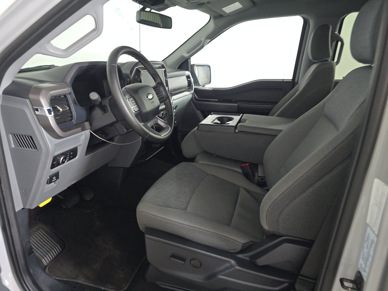 2024 Ford F-150 XLT AWD