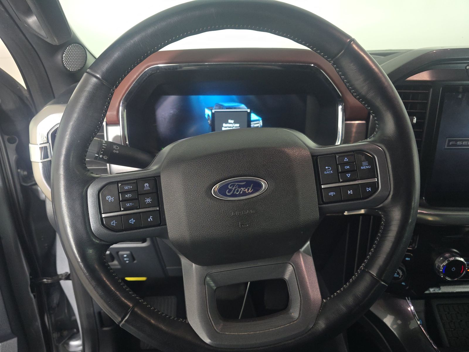 2023 Ford F-150 Lariat AWD