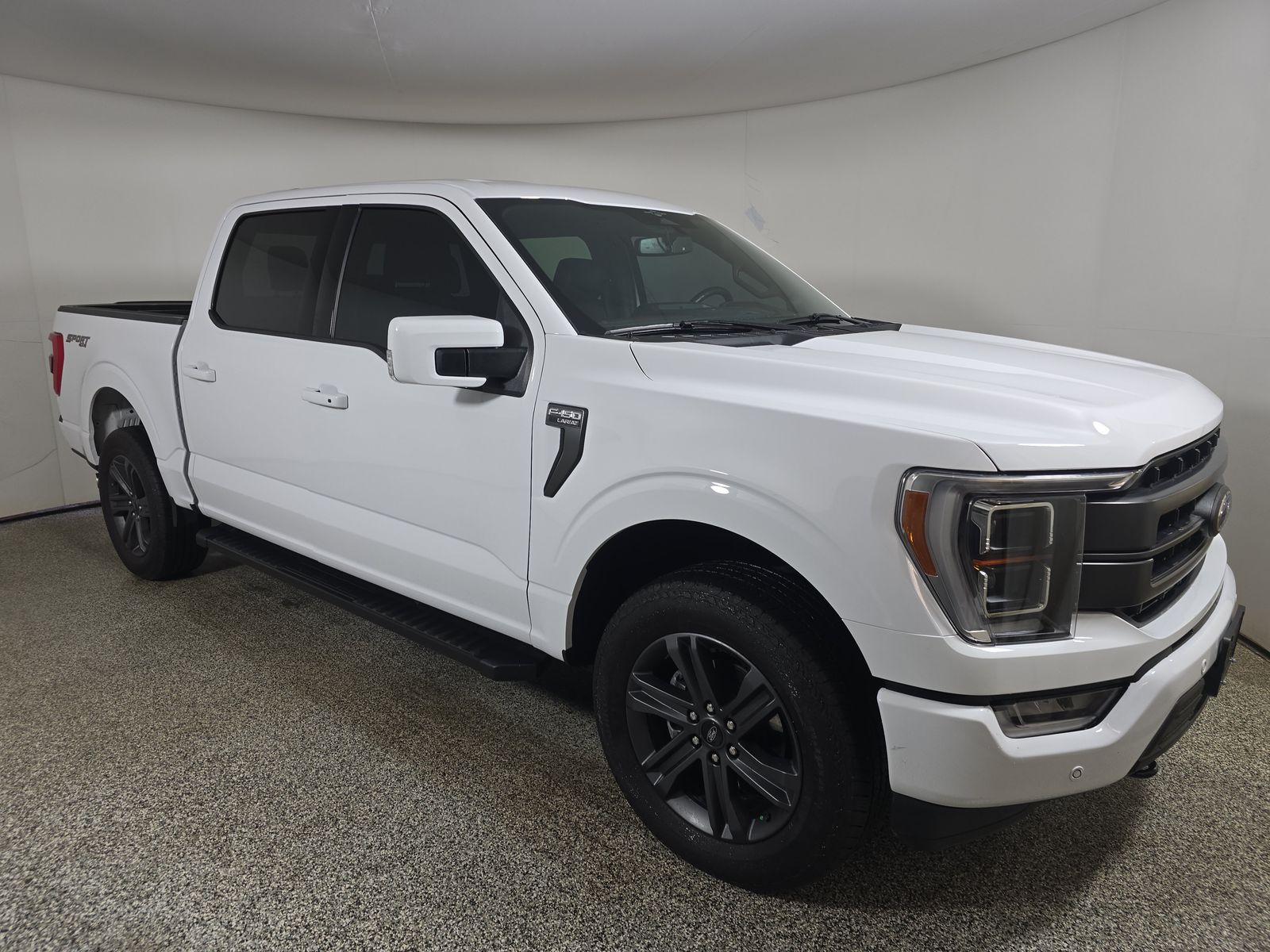 2023 Ford F-150 Lariat AWD