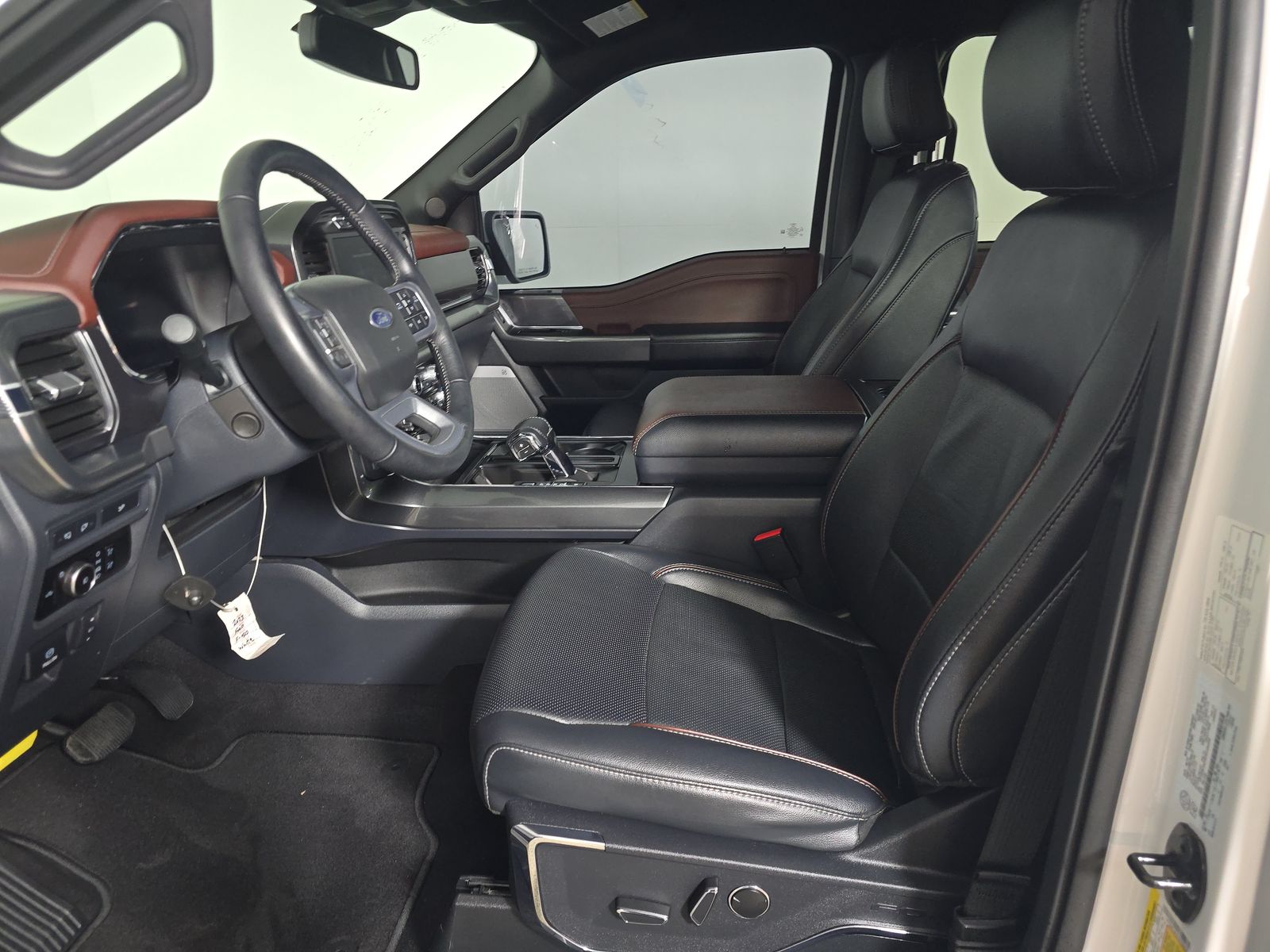 2023 Ford F-150 Lariat AWD