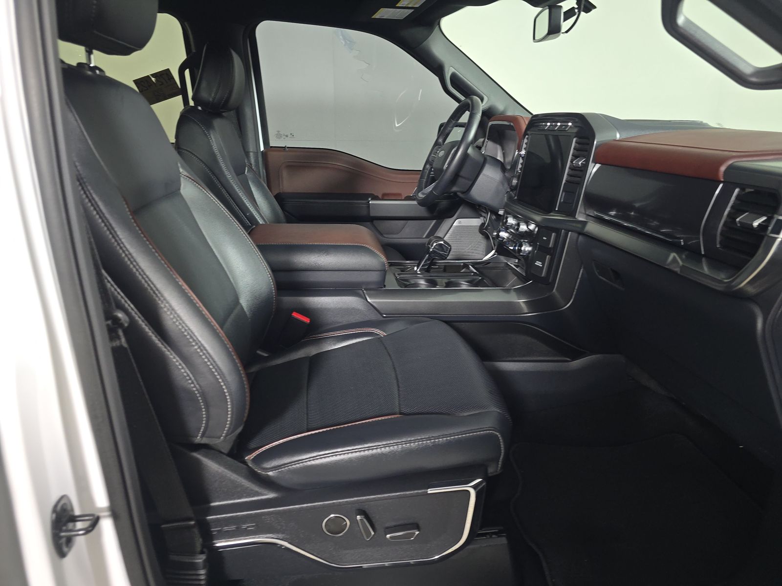 2023 Ford F-150 Lariat AWD