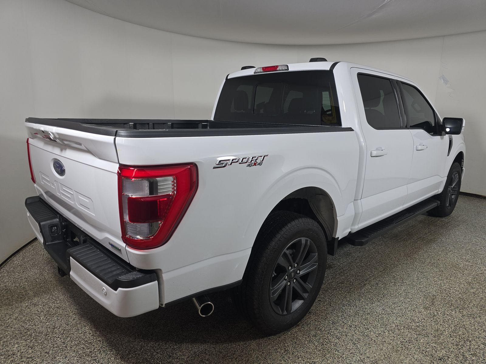 2023 Ford F-150 Lariat AWD