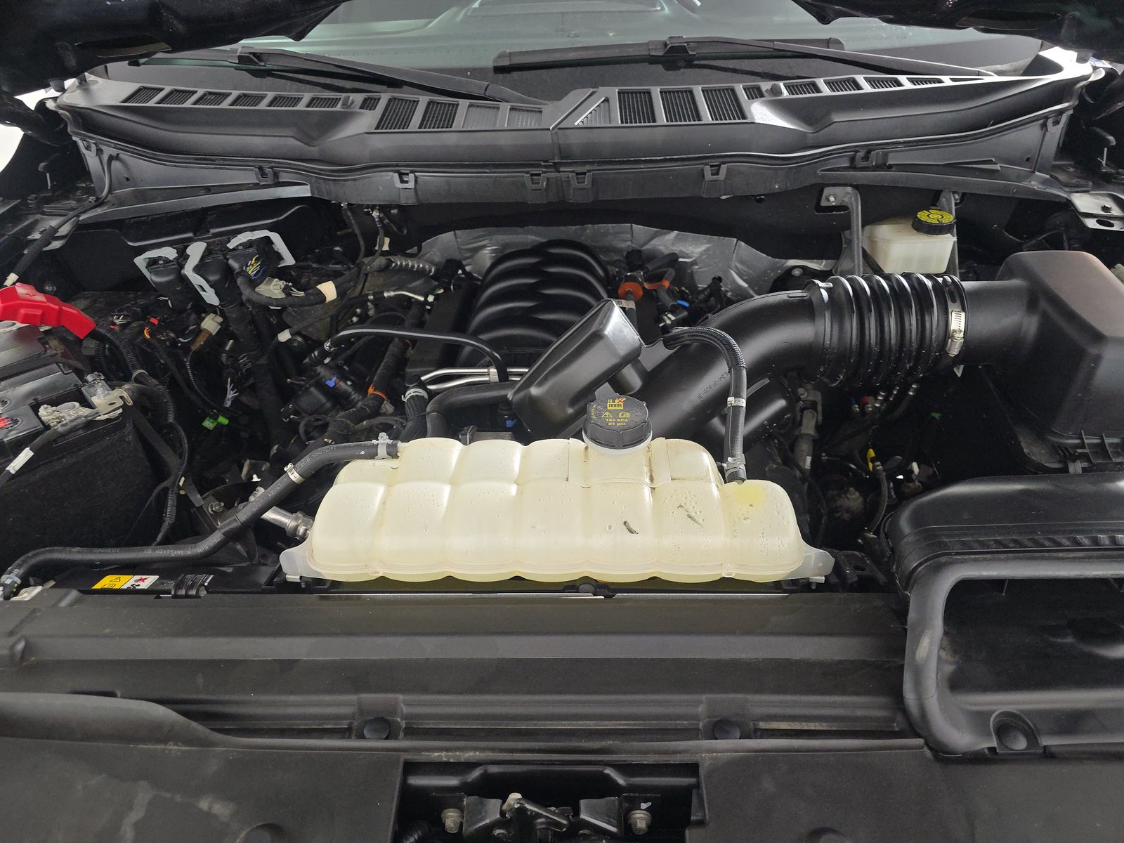 2024 Ford F-150 XLT AWD