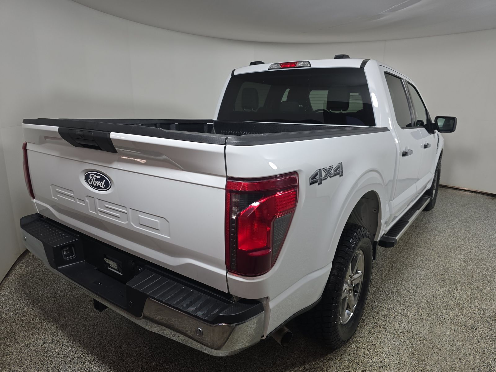2025 Ford F-150 XLT AWD