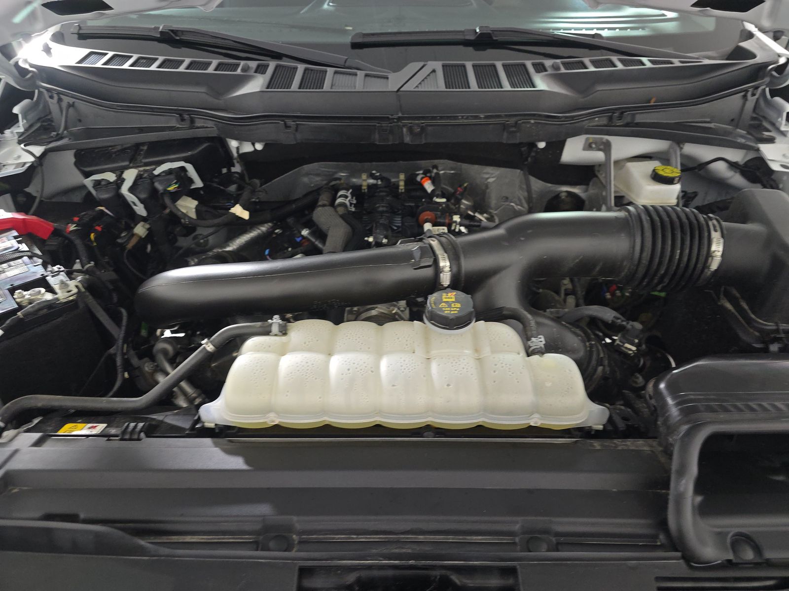 2025 Ford F-150 XLT AWD