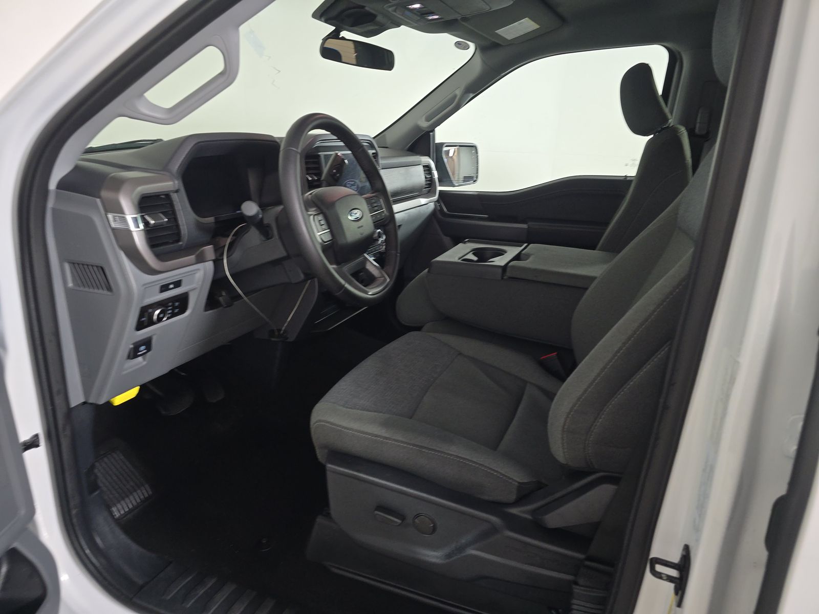 2025 Ford F-150 XLT AWD