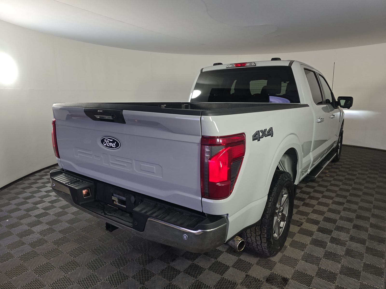 2024 Ford F-150 XLT AWD