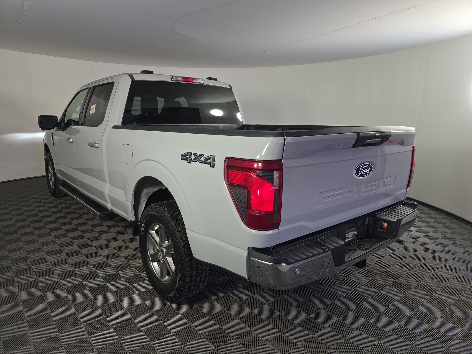 2024 Ford F-150 XLT AWD