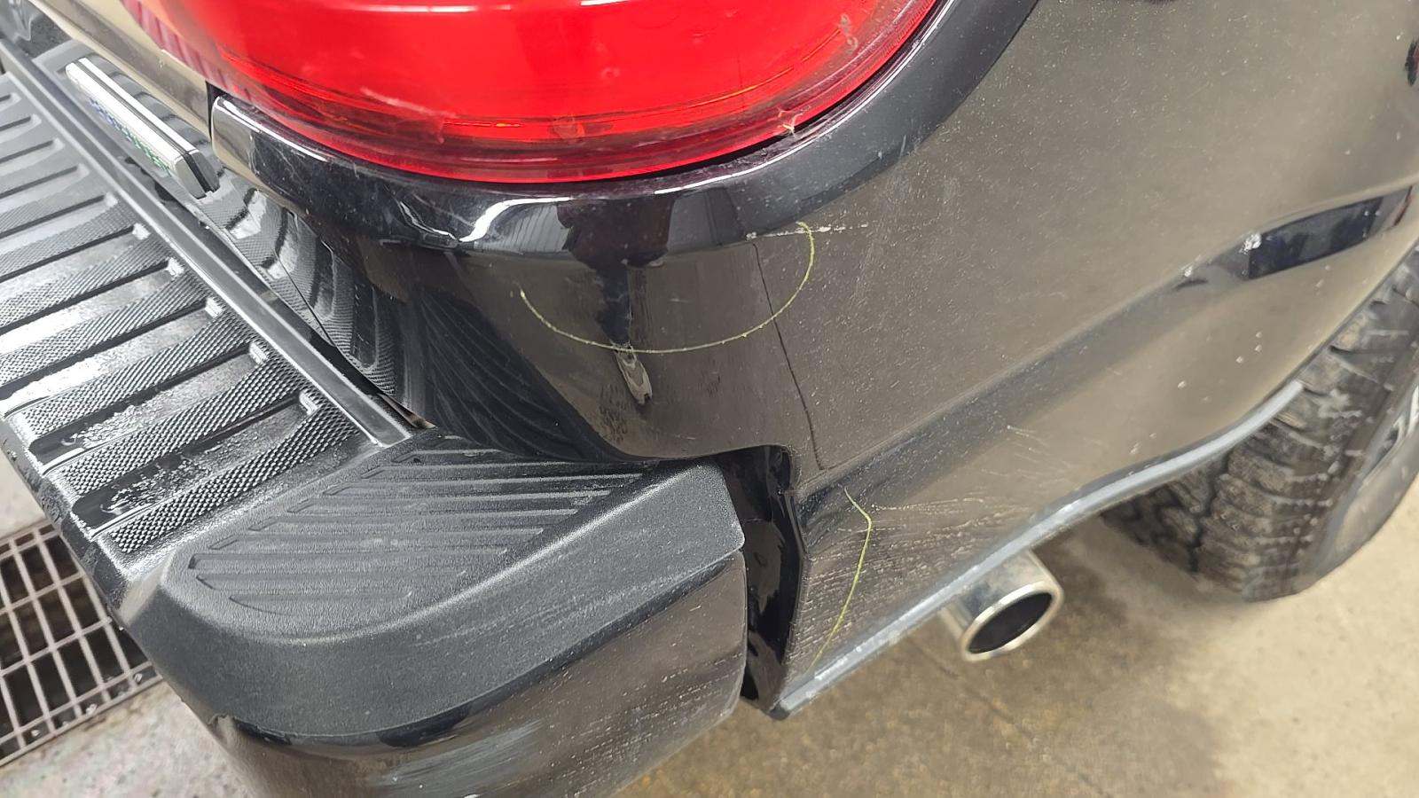 2023 Ford F-150 Lariat AWD