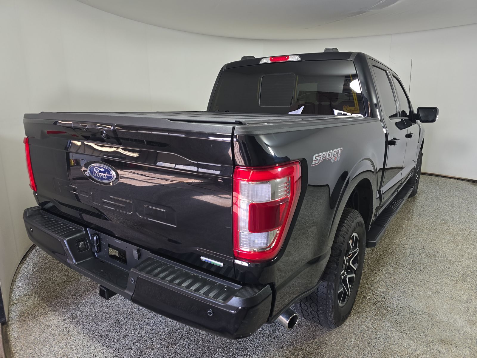 2023 Ford F-150 Lariat AWD