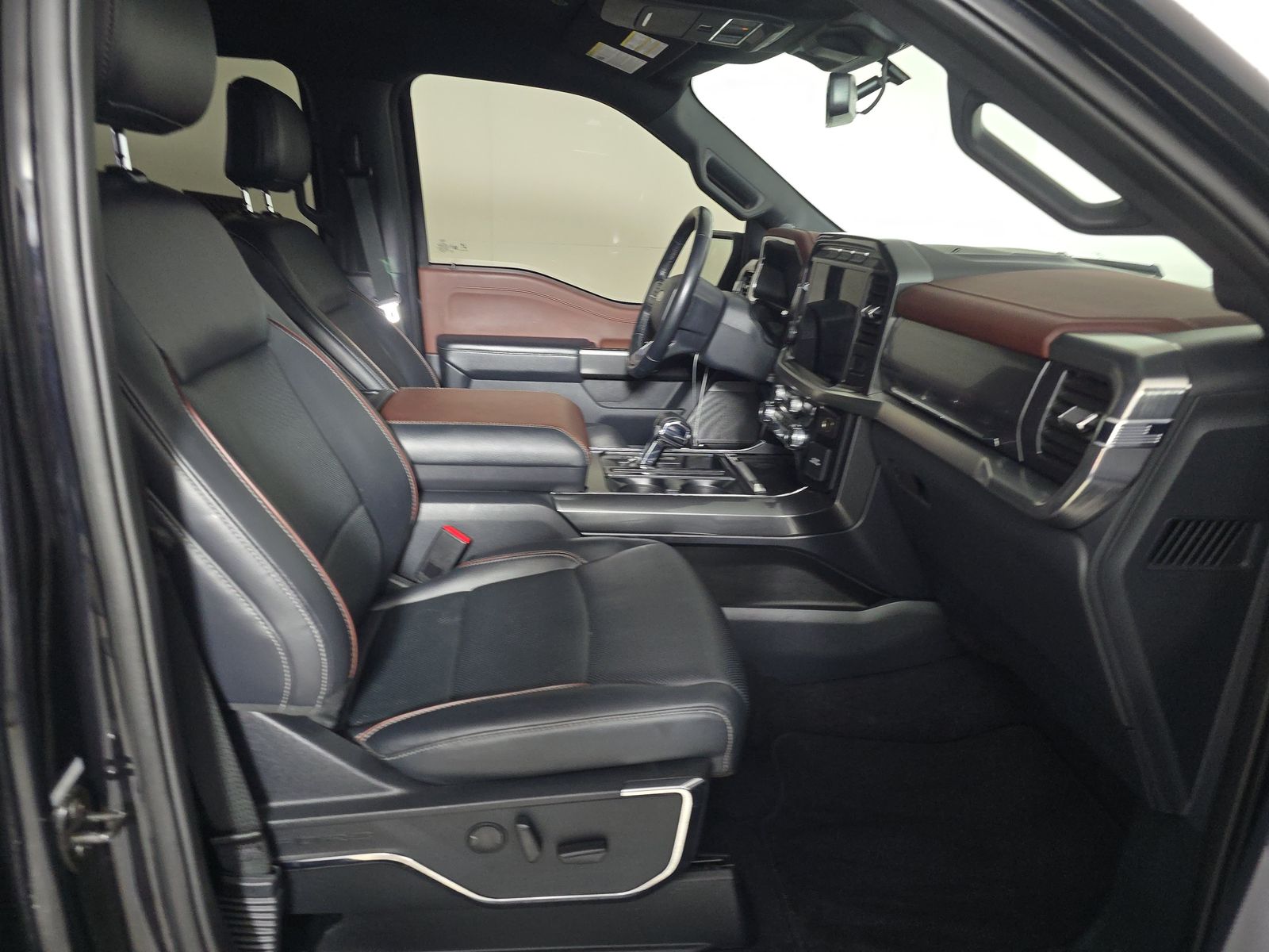 2023 Ford F-150 Lariat AWD