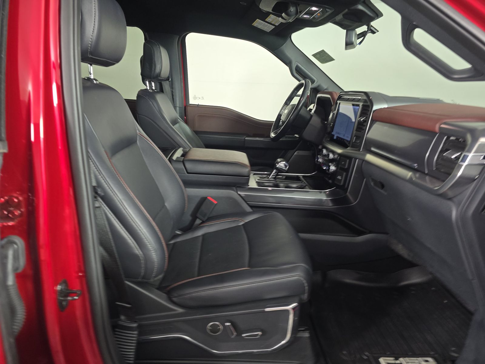 2023 Ford F-150 Lariat AWD