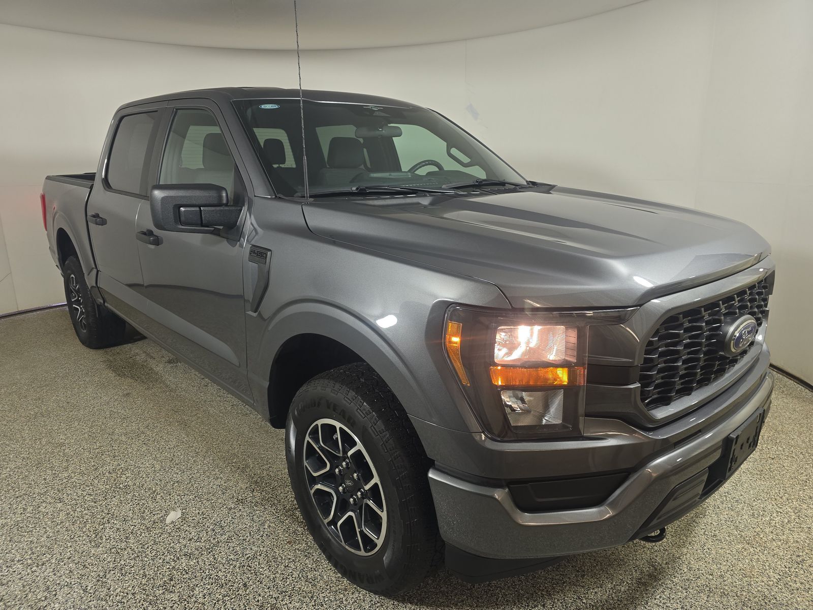 2023 Ford F-150 XL AWD