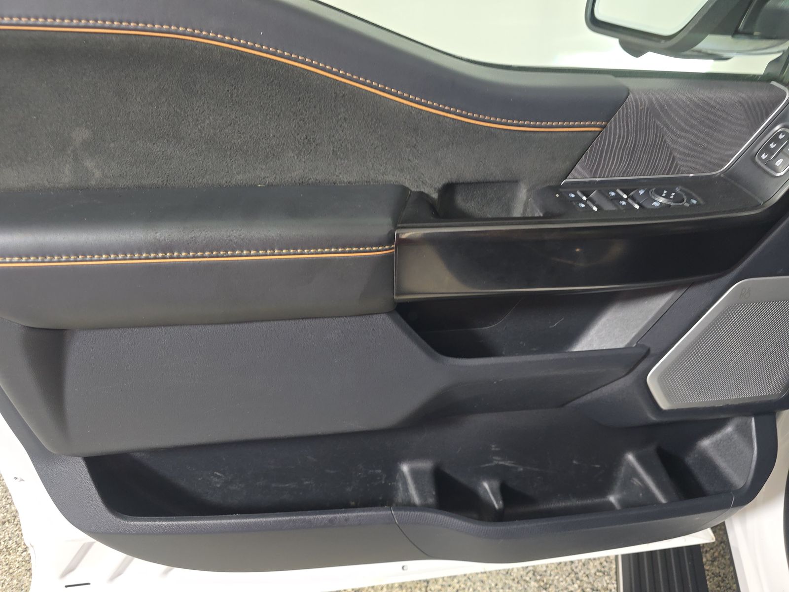 2023 Ford F-150 Hybrid Platinum AWD