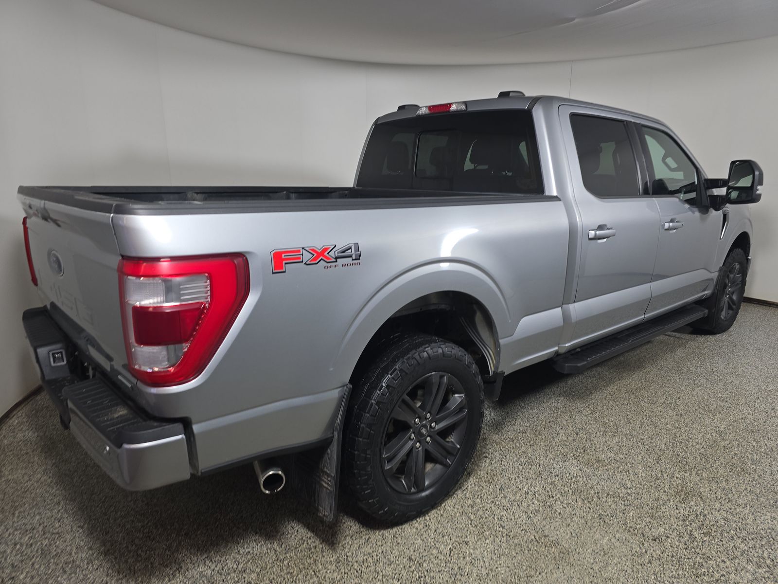 2023 Ford F-150 Lariat AWD