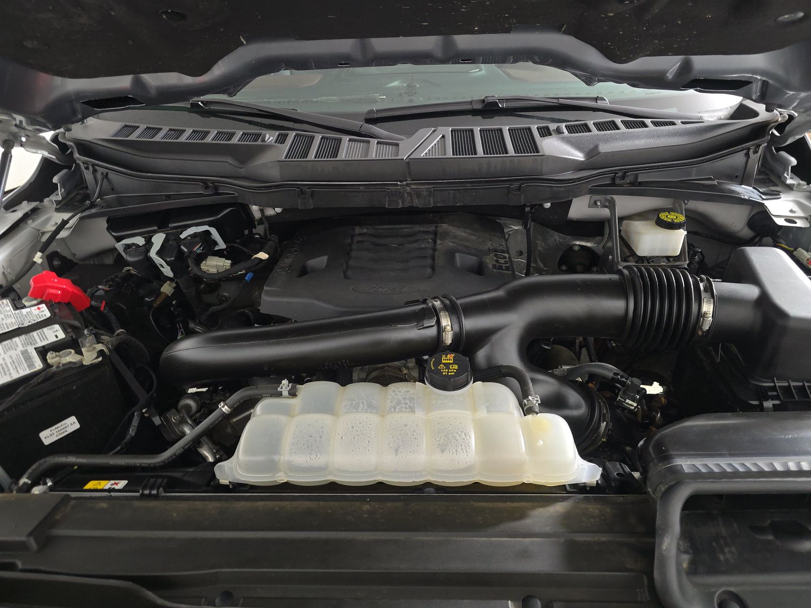 2023 Ford F-150 Lariat AWD