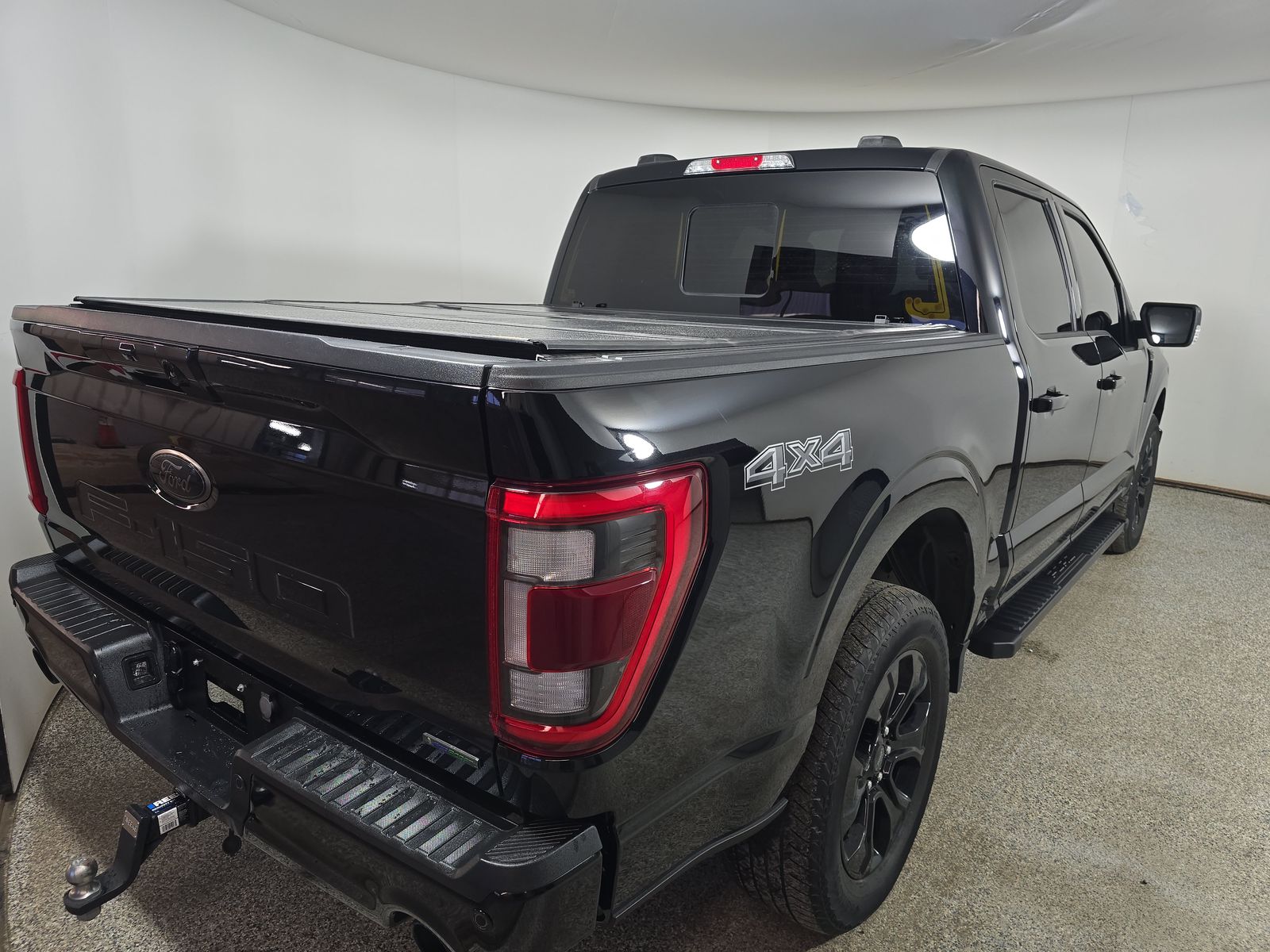 2023 Ford F-150 Lariat AWD