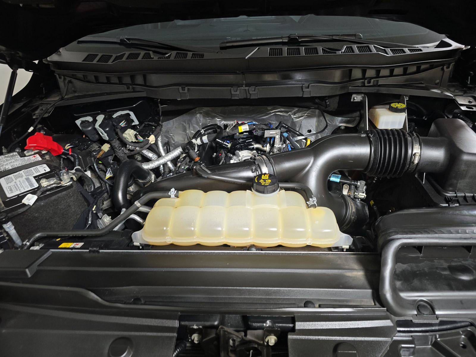 2023 Ford F-150 Lariat AWD