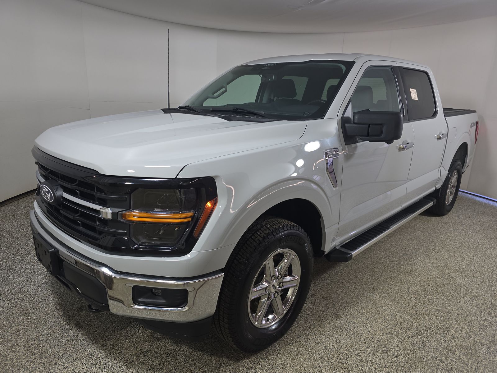 2024 Ford F-150 XLT AWD