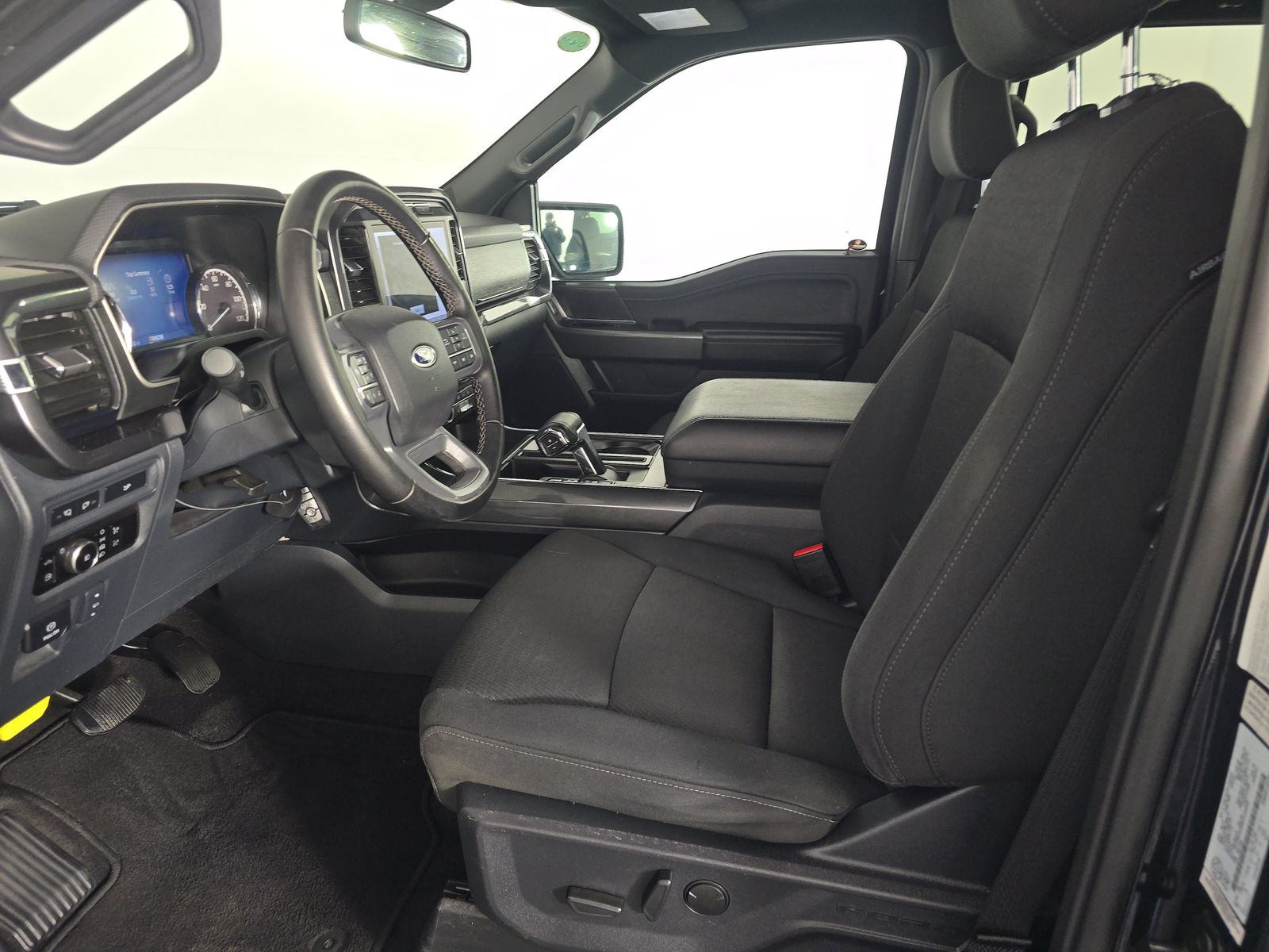 2023 Ford F-150 Hybrid XLT AWD