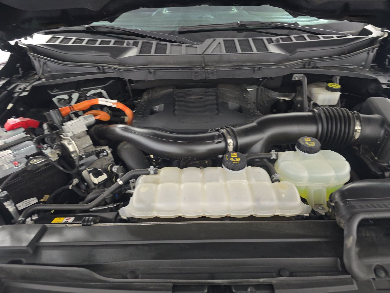 2023 Ford F-150 Hybrid XLT AWD