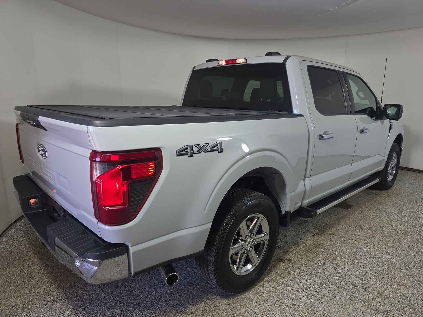 2024 Ford F-150 XLT AWD