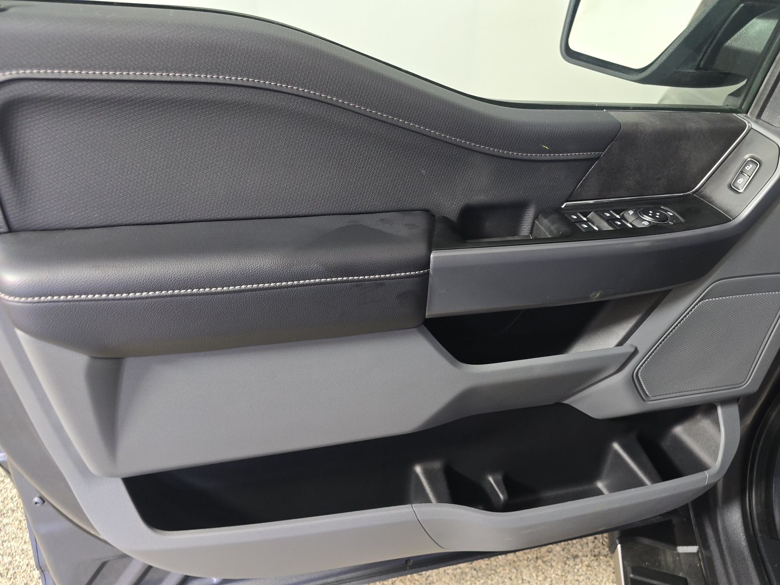 2025 Ford F-150 XLT AWD