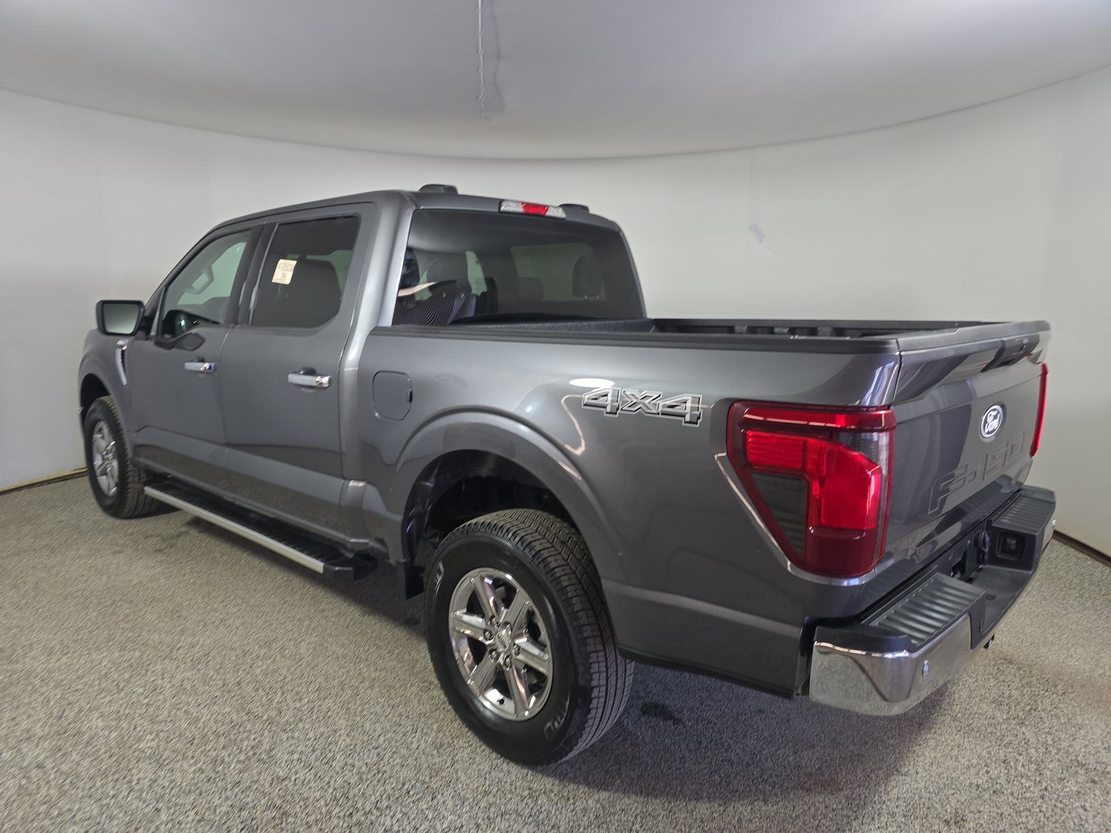 2025 Ford F-150 XLT AWD