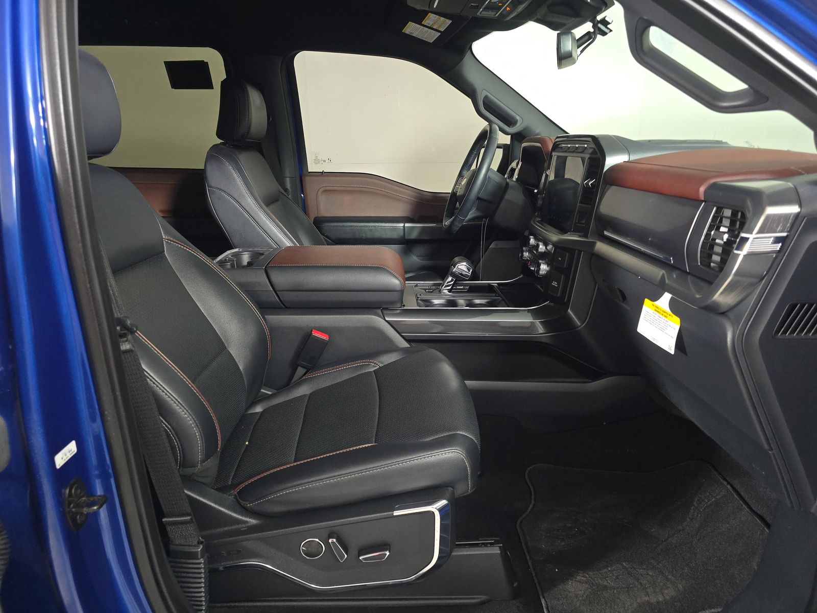 2023 Ford F-150 Lariat AWD