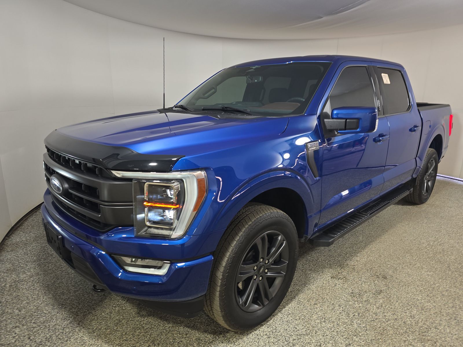 2023 Ford F-150 Lariat AWD