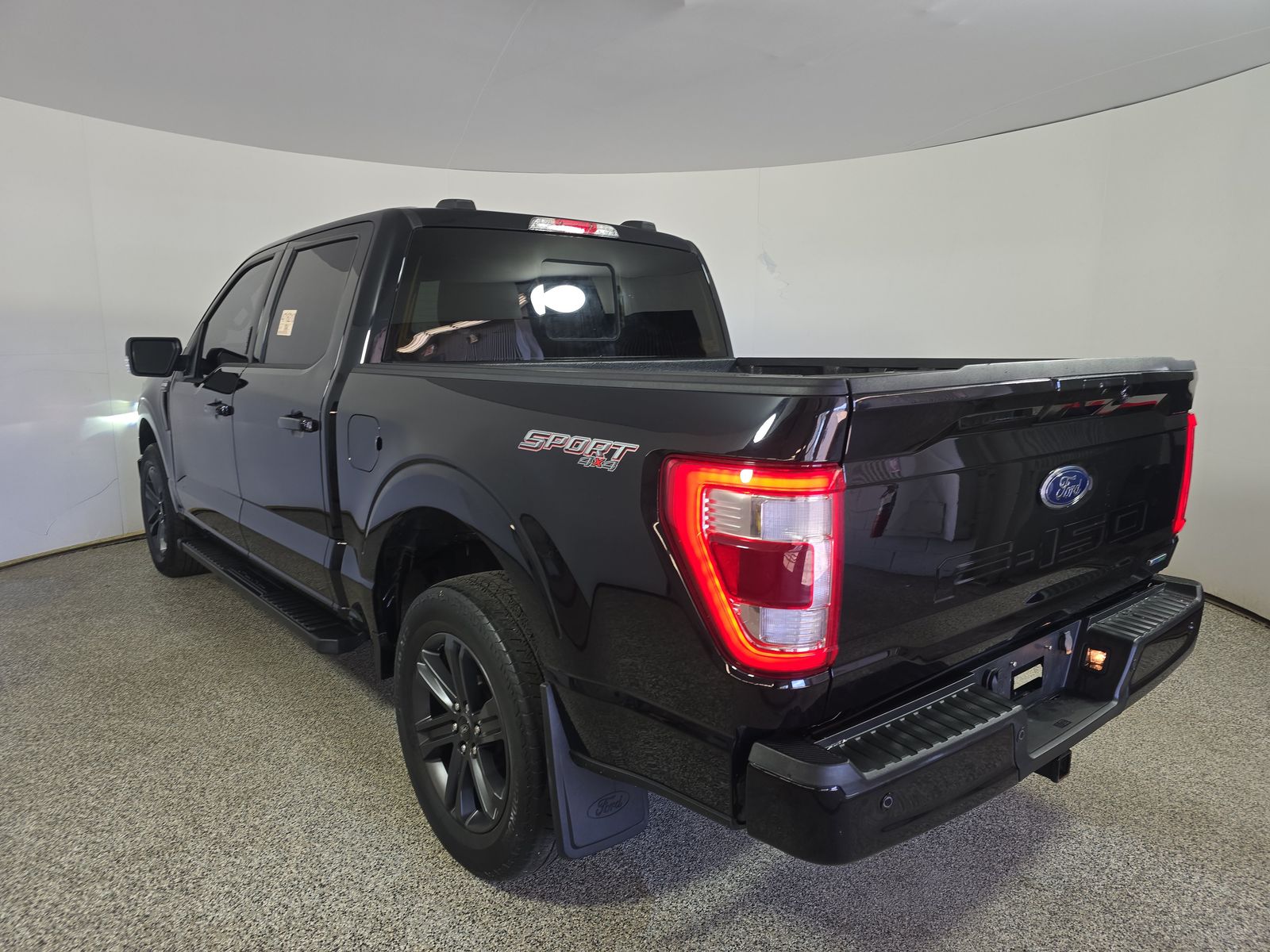 2023 Ford F-150 Lariat AWD