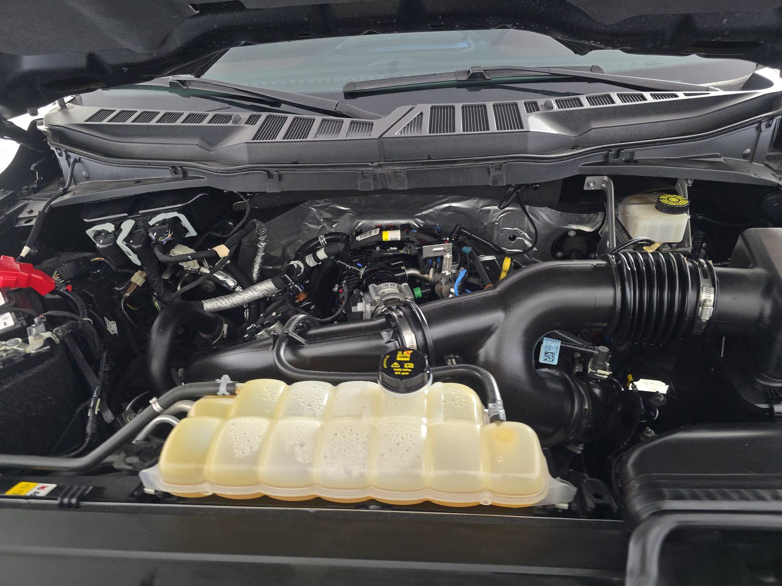 2023 Ford F-150 Lariat AWD