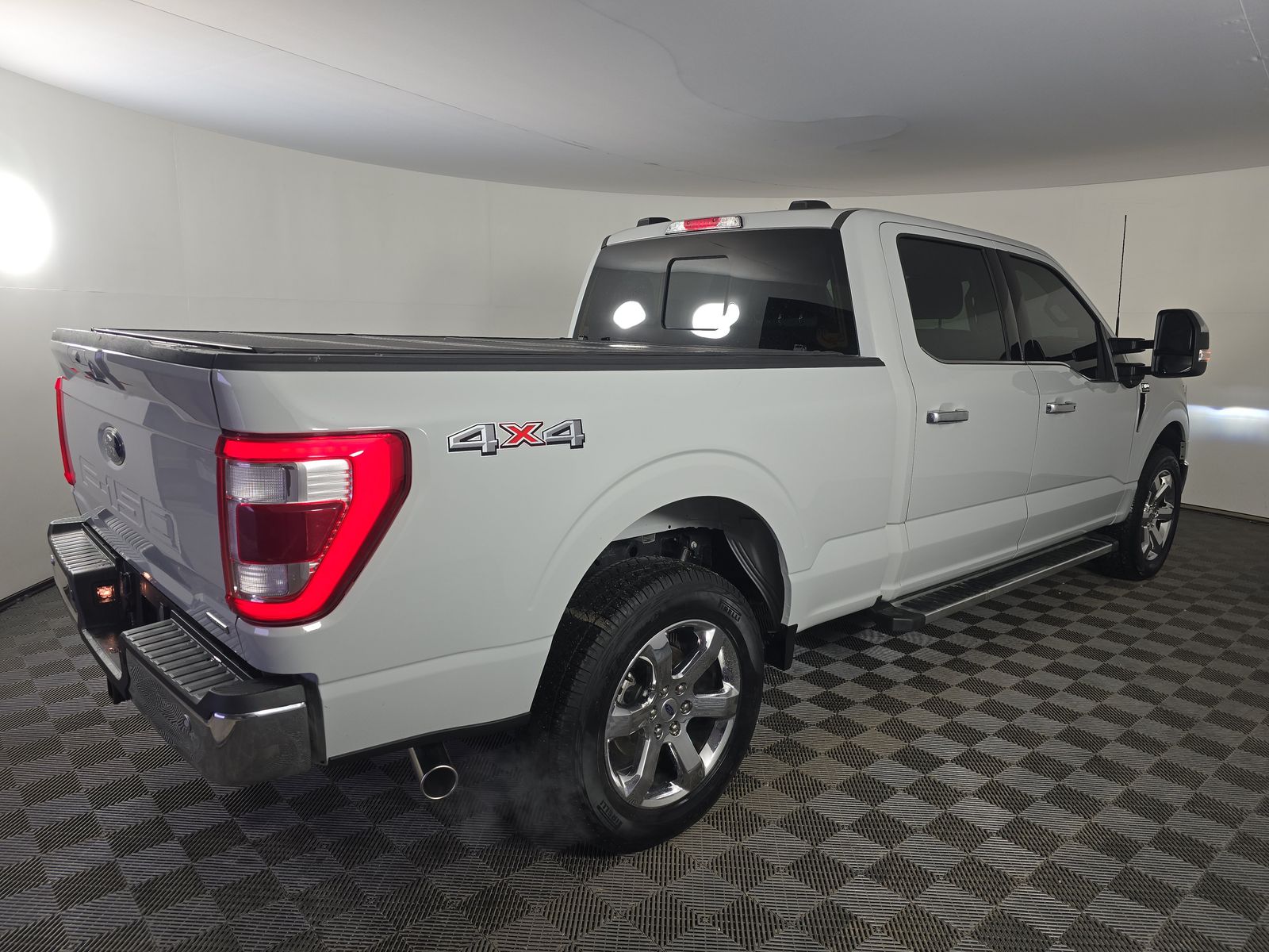 2023 Ford F-150 Lariat AWD