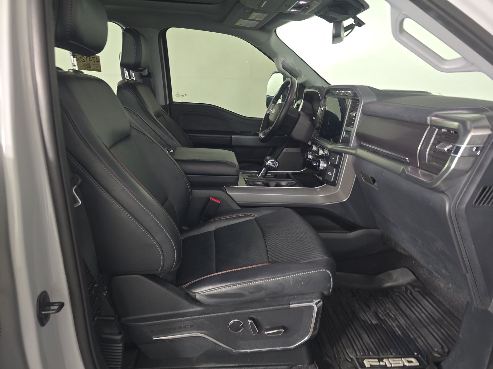 2023 Ford F-150 Lariat AWD